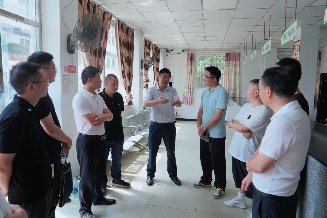 许东明赴南充市嘉陵区、巴中市通江县调研督导定点帮扶和托底性帮扶工作